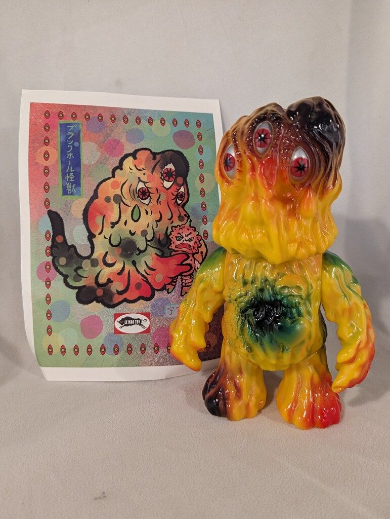 LE MAO TOY ブラックホール怪獣 黄色成型