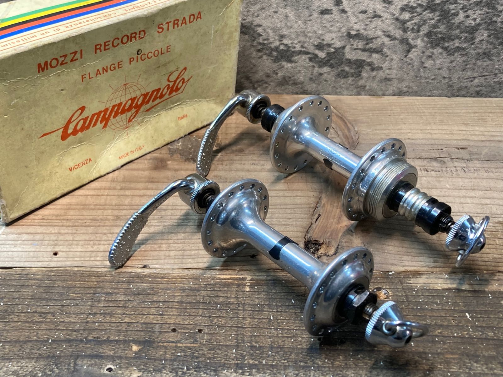 IL956 カンパニョーロ Campagnolo レコード RECORD ハブセット