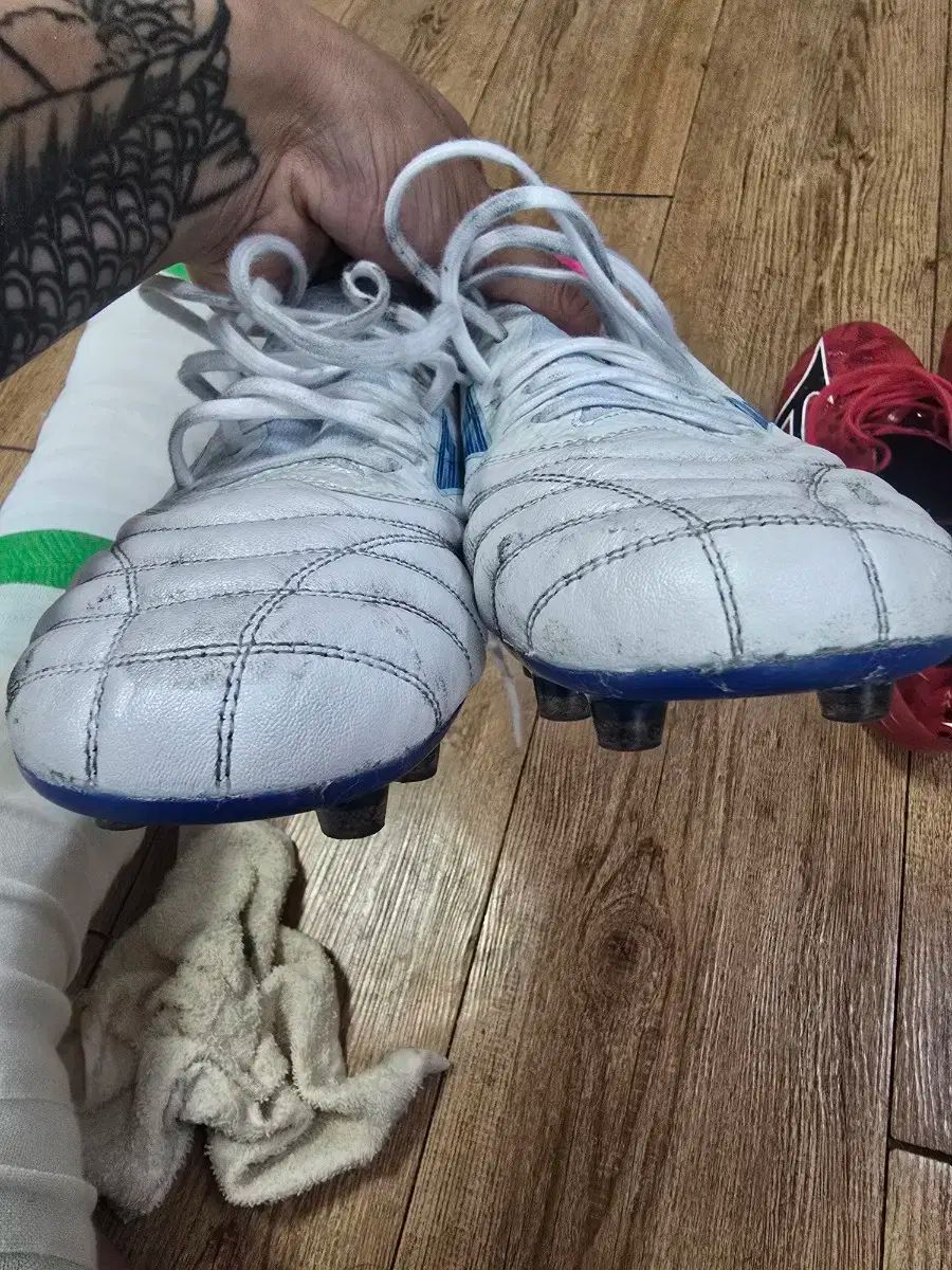 Mizuno ミズノ サッカーシューズ ホワイト ブルー 265