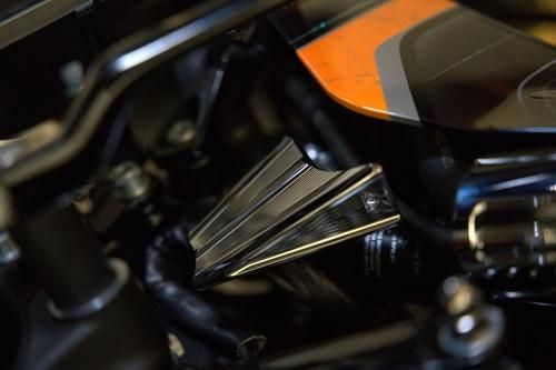 ホーンリロケーションキット VVT style クローム 以降FLHXSE FLTRXSE 以降FLHX FLTRX FLTRXSTSE 以降FLHXU