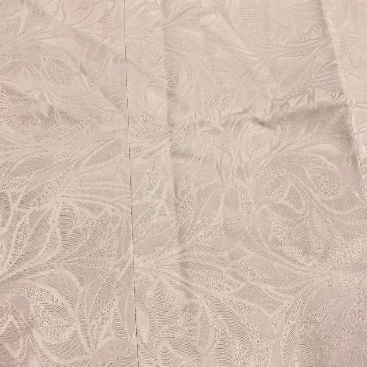 ピンクベージュ 正絹