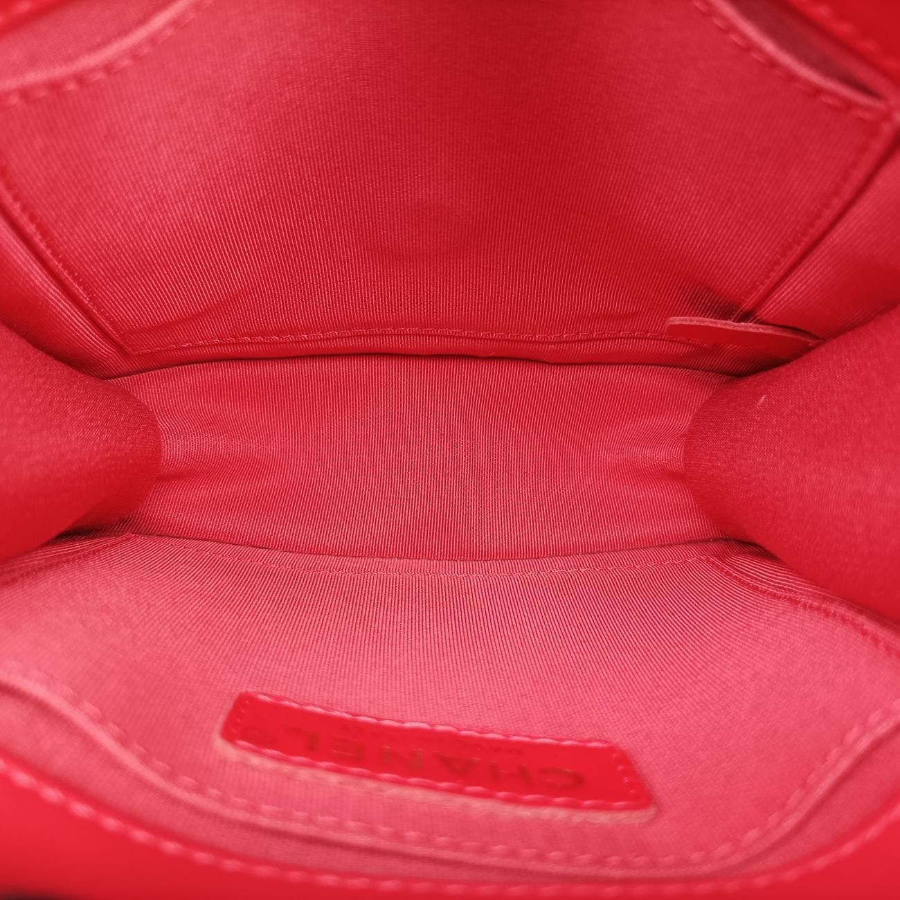シャネルChanel縦型シックパールフラップ