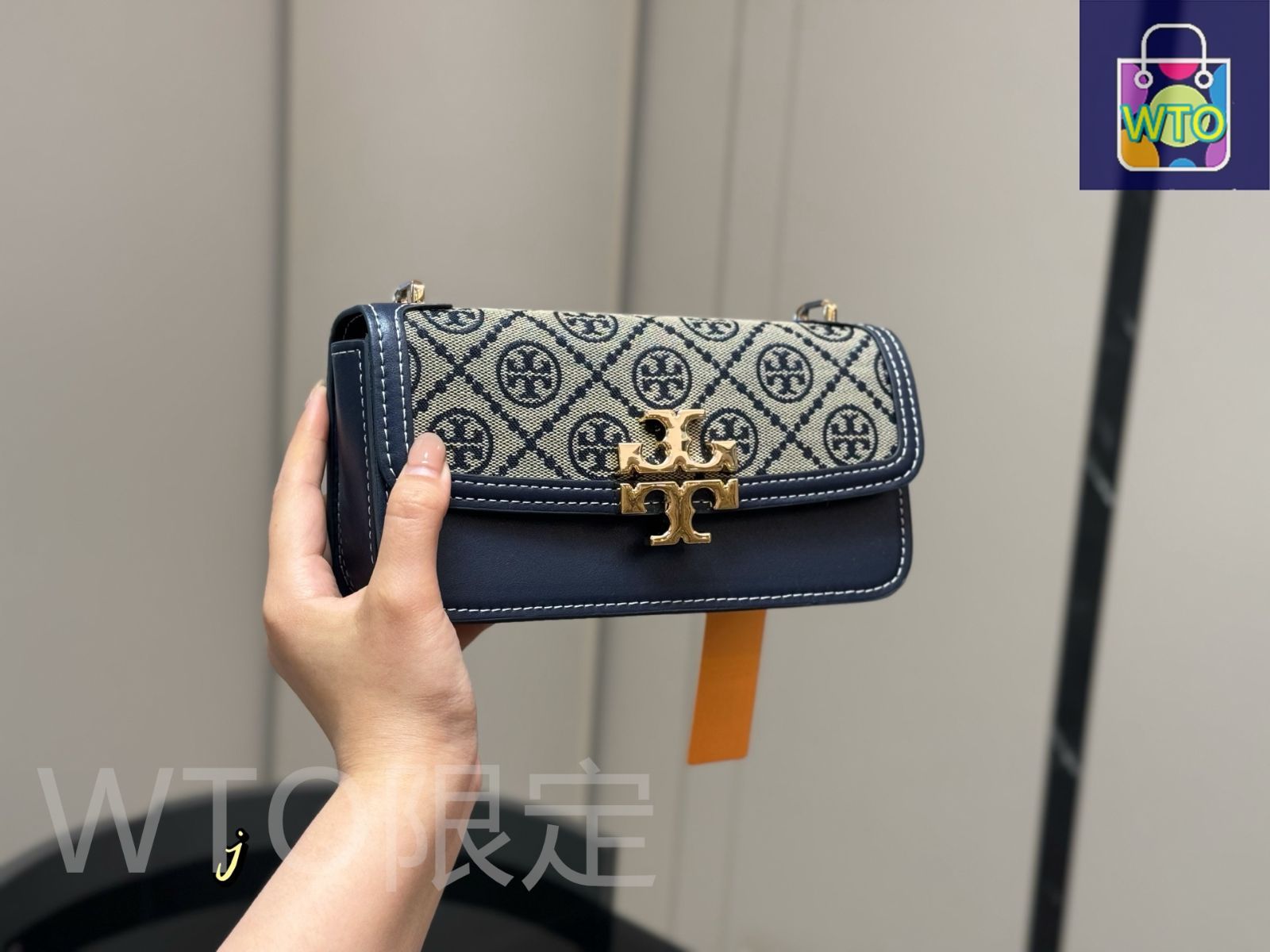 今日特価】Tory Burch トリーバーチ レトロ風で多用途に対応した