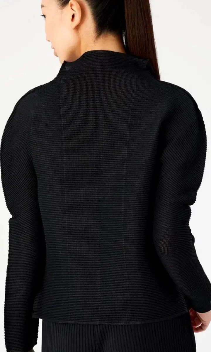 MIYAKE イッセイミヤケ