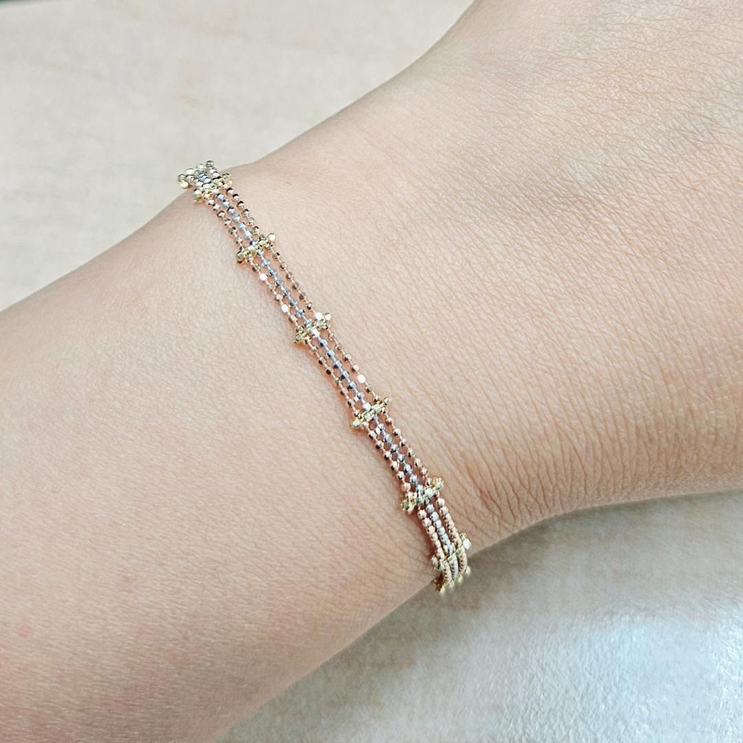 豪華！18金 K18 スリーカラー 3連 ブレスレット アジャスター付 豪華！18金 K18 スリーカラー 3連 ブレスレット アジャスター付 - メルカリ