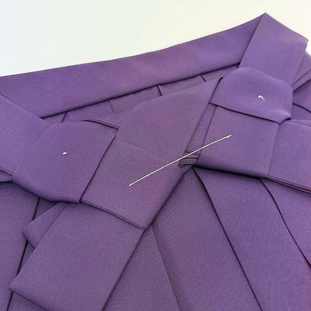 袴 S size 紐下丈86cm 行灯袴 卒業袴 女性用袴 刺繍 紫 中古 4741 袴 S size 紐下丈86cm 行灯袴 卒業袴 女性用袴 刺繍 紫 中古 4741