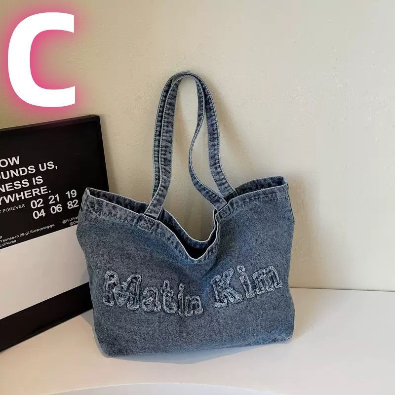 【新品】Matin Kim LOGO デニム　バッグ　韓国人気 韓国 Matin Kim マーティンキム LOGO WASHED DENIM DUFFEL BAG