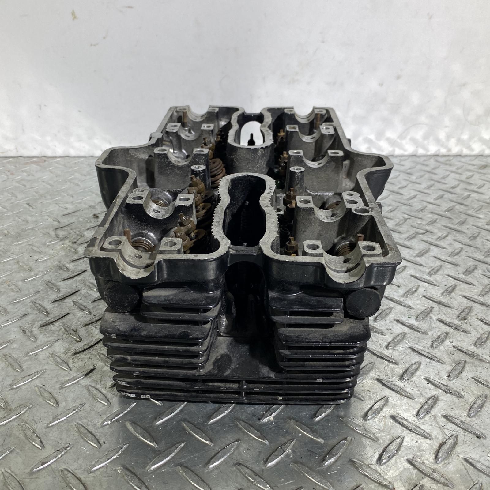 cbx400fシリンダーヘット HONDA CBX400F シリンダーヘッド ホンダ