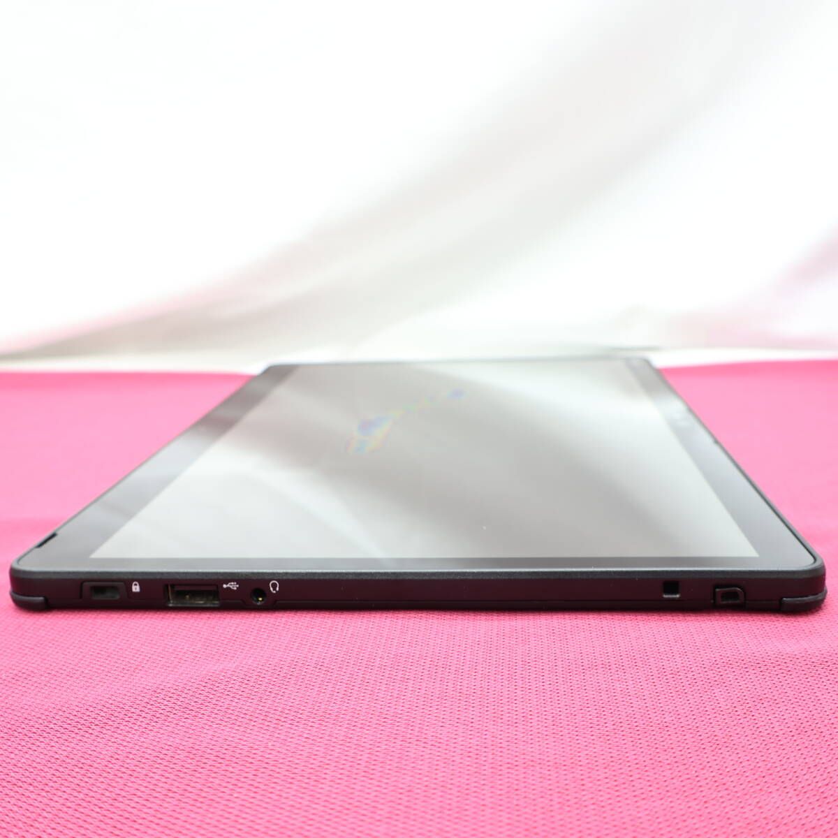 ☆超美品 高性能7世代i3！新品SSD128GB☆Q738/SE Core i3-7130U Web 