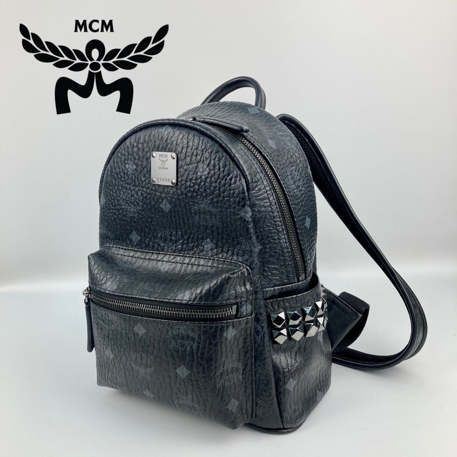 オープニング価格 【極美品】MCM スタッズリュック バックパック Stark サイドスタッズ ヴィセトス ブラック シルバー スモール メンズ -  メルカリ