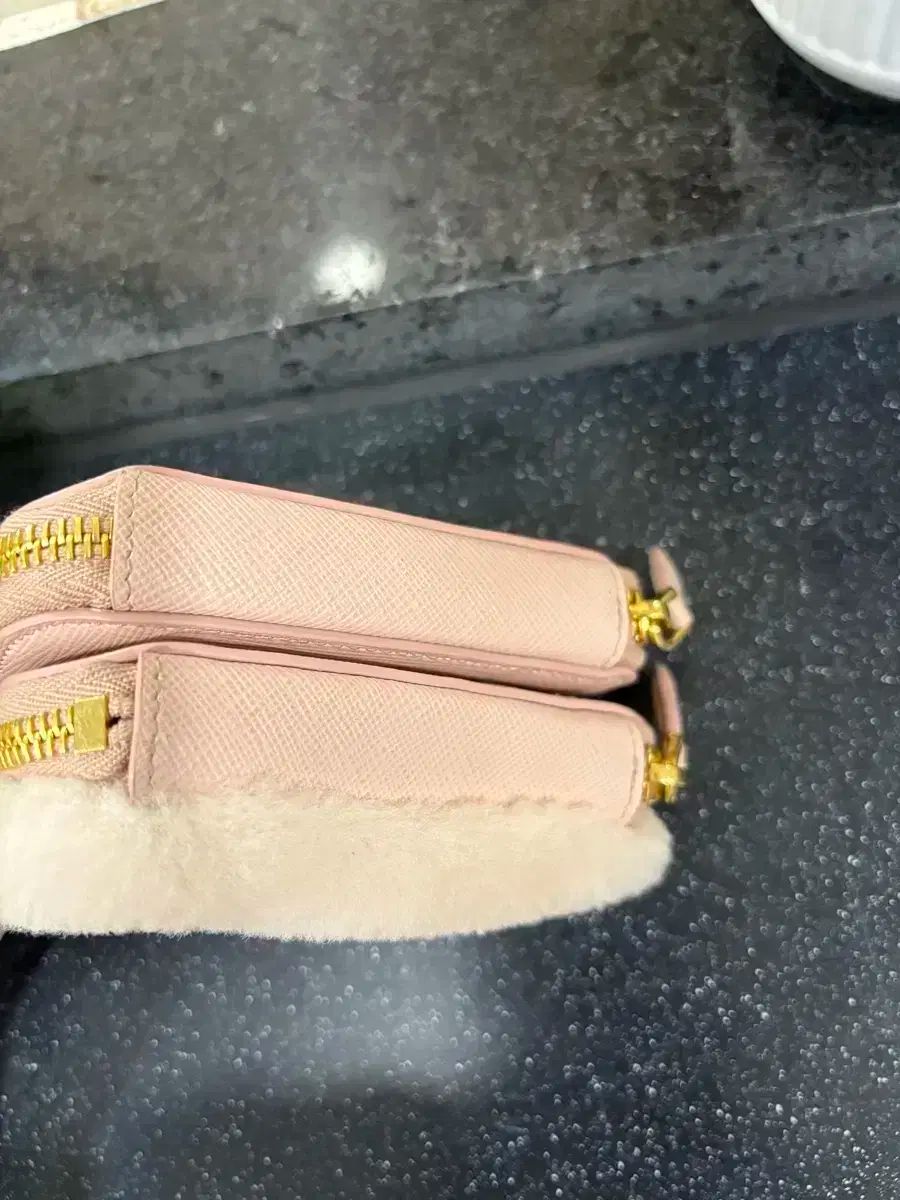 プラダ シアリング