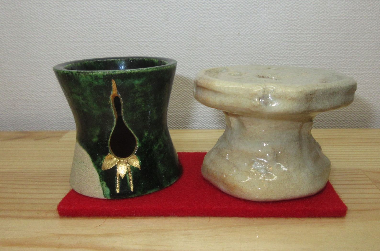 送料込【逢絢亭】茶道具 蓋置 楽焼 鶴亀蓋置 表千家流書付 楽惺入 共箱入り 逢絢亭】茶道具 蓋置 楽焼 鶴亀蓋置 表千家流書付 楽惺入 共箱入り