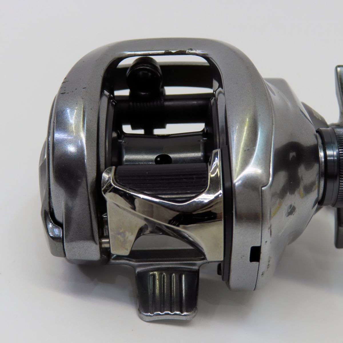 SHIMANO シマノ 18 Bantam バンタム MGL HG RH 03857 右ハンドル ベイトリール 本体のみ ※中古