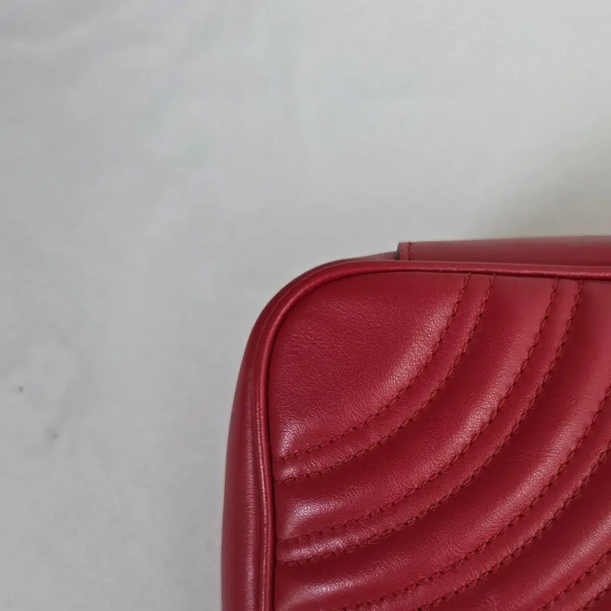 グッチ マーモント