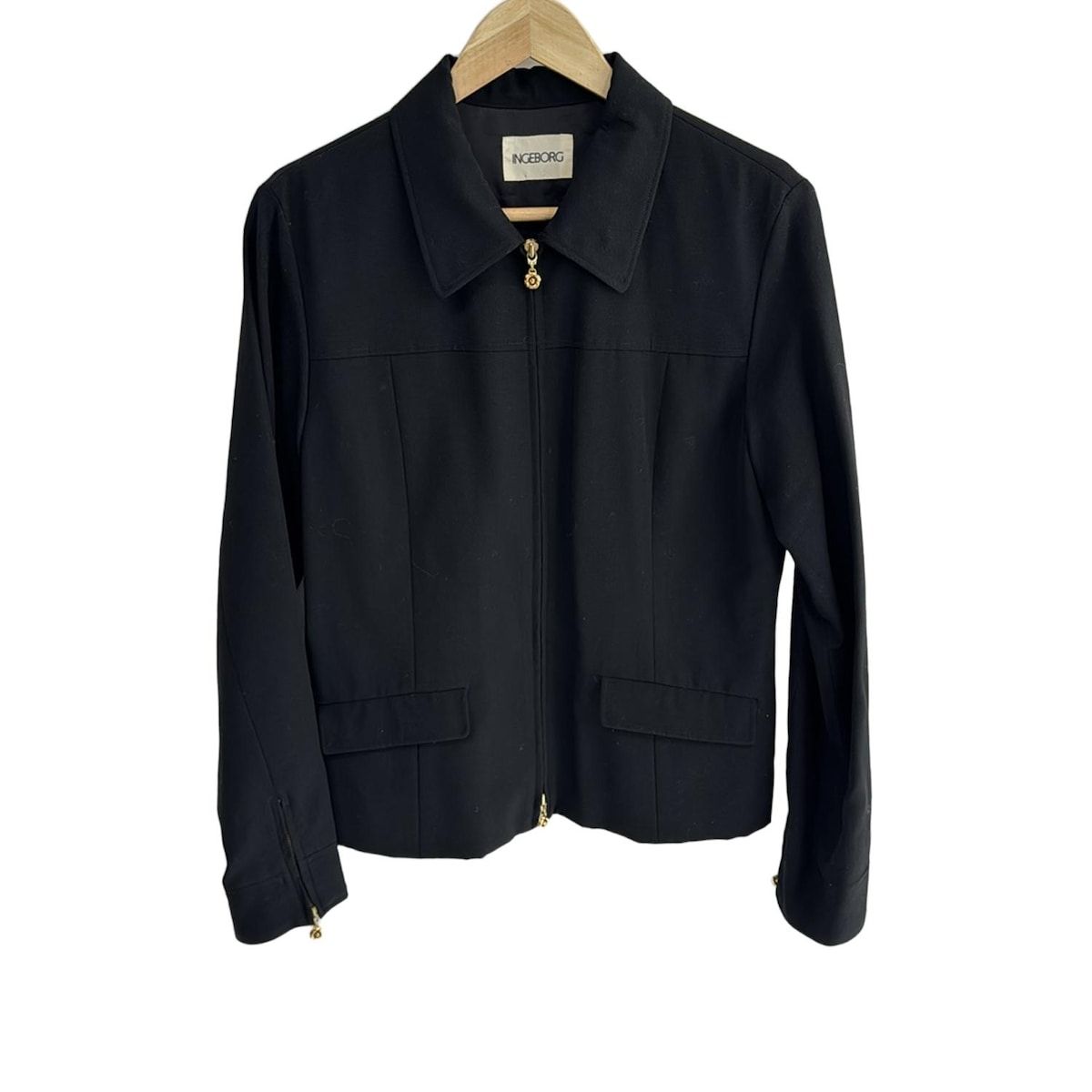INGEBORG(インゲボルグ) コート サイズL レディース美品 - 黒 INGEBORG(インゲボルグ) コート サイズL レディース美品 - 黒