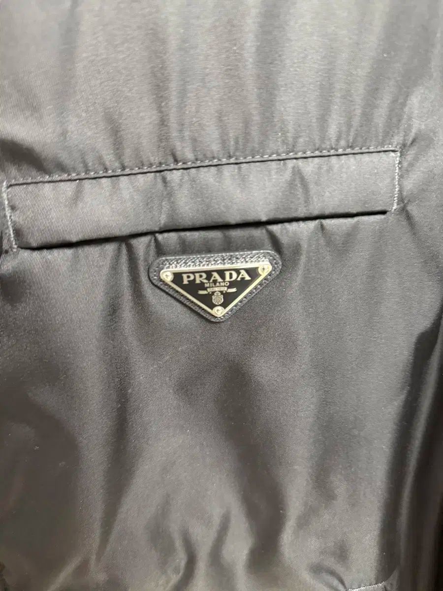 PRADA(プラダ) リナイロン ウインドブレーカー ジャケット