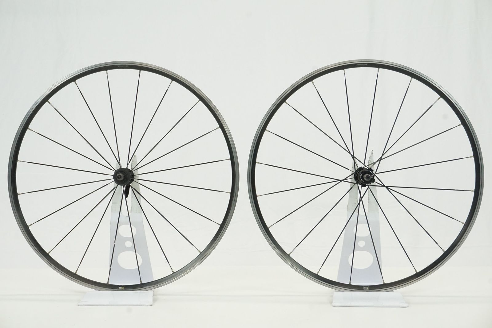 MAVIC AKSIUM RACE シマノ 11速 ホイールセット MAVIC AKSIUM RACE