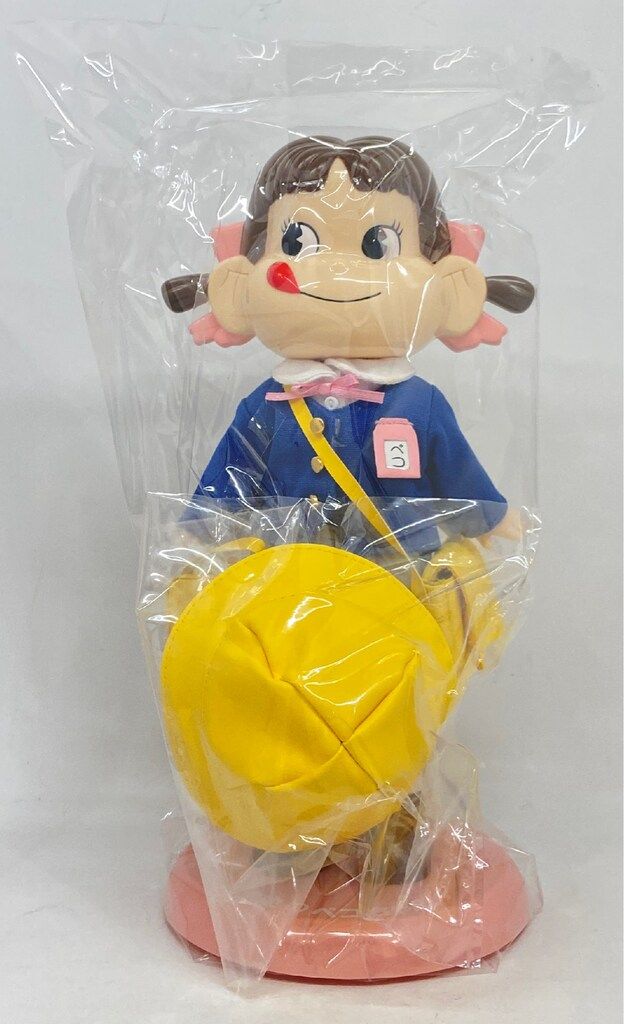 不二家 - 新品  不二家 卓上ペコちゃん 入園バージョン ペコちゃん Amazon | 不二家 卓上ペコちゃん 入園バージョン ペコちゃん人形