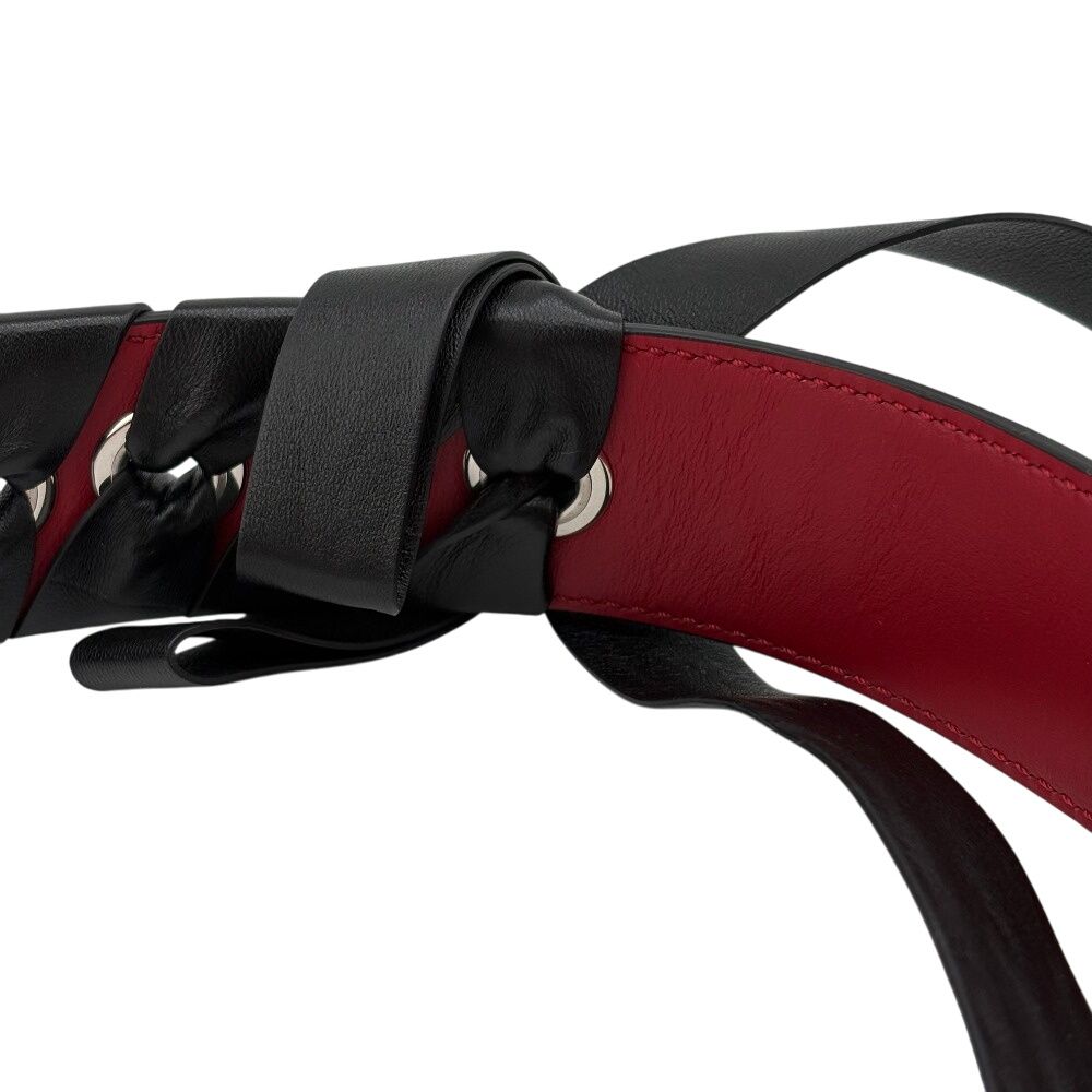 ショルダーストラップ