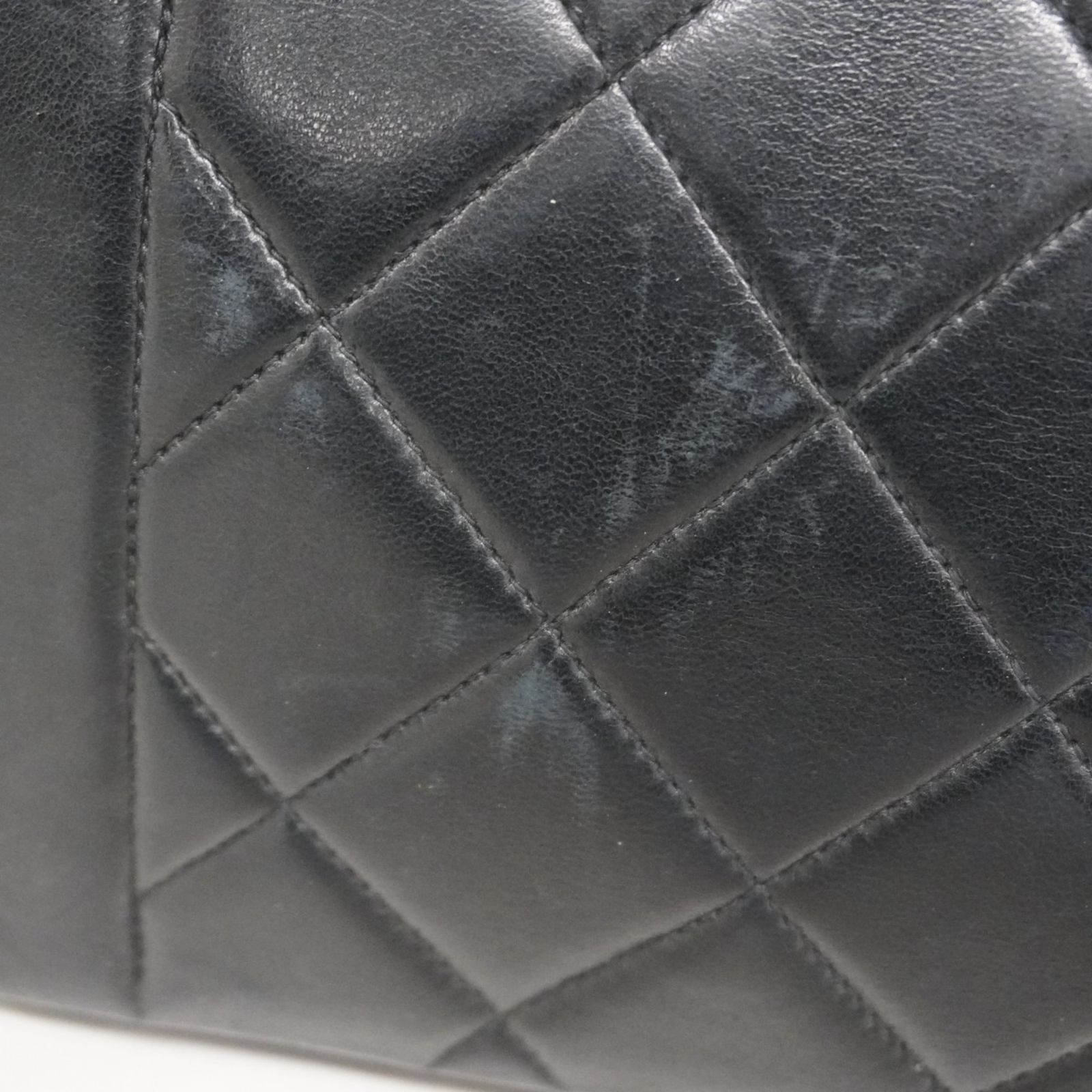 シャネル ショルダーバッグ