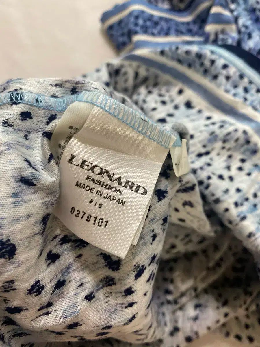 LEONARD　トップス レディース M LEONARD レナード レオパード 半袖 トップス Tシャツ