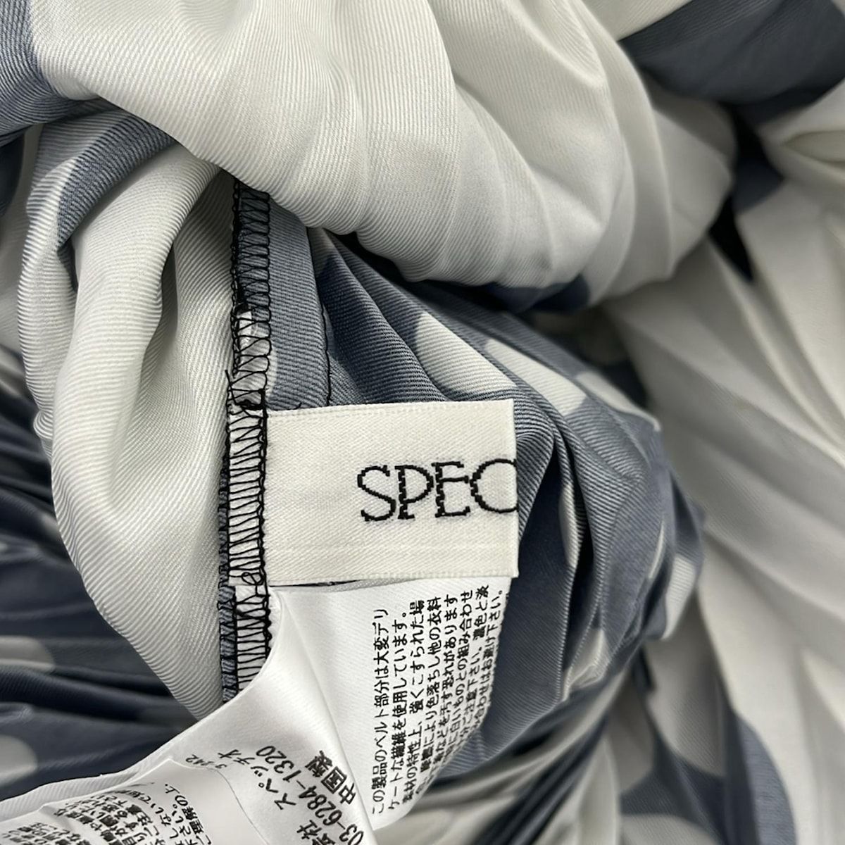 SPECCHIO スペッチオ シルバー  サイズ40 ウエストベルト付き SPECCHIO 公式店 スペッチオ ボウタイ ブラウス 大人 チュニック