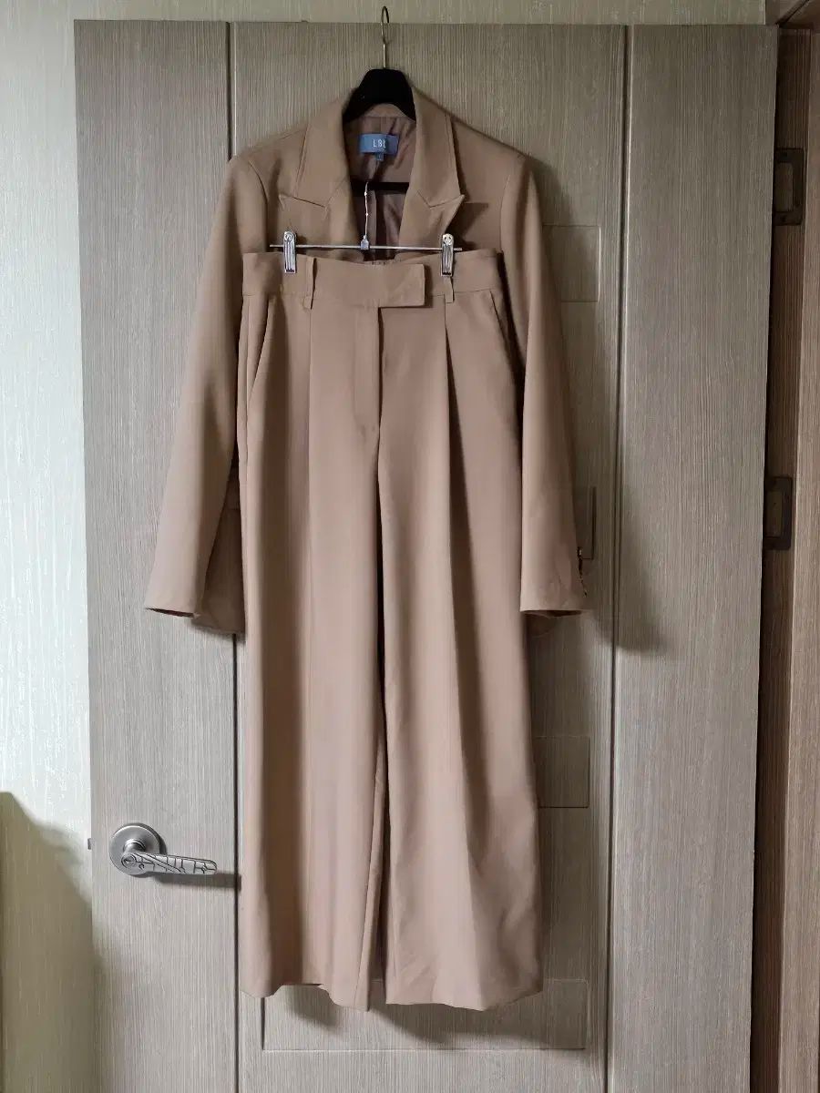 LBL ベージュ ダブル ボタン スーツ セットアップ S