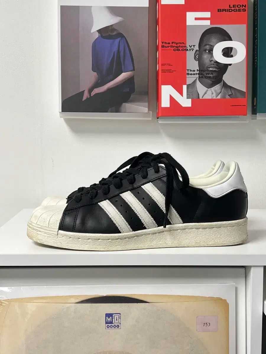adidas(アディダス) 80s スーパースター 黒 白 285