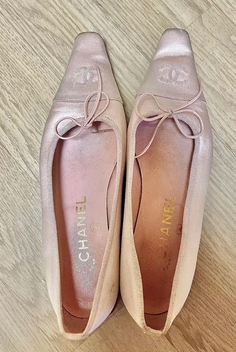 CHANEL シャネル サテン フラットシューズ ピンク 220