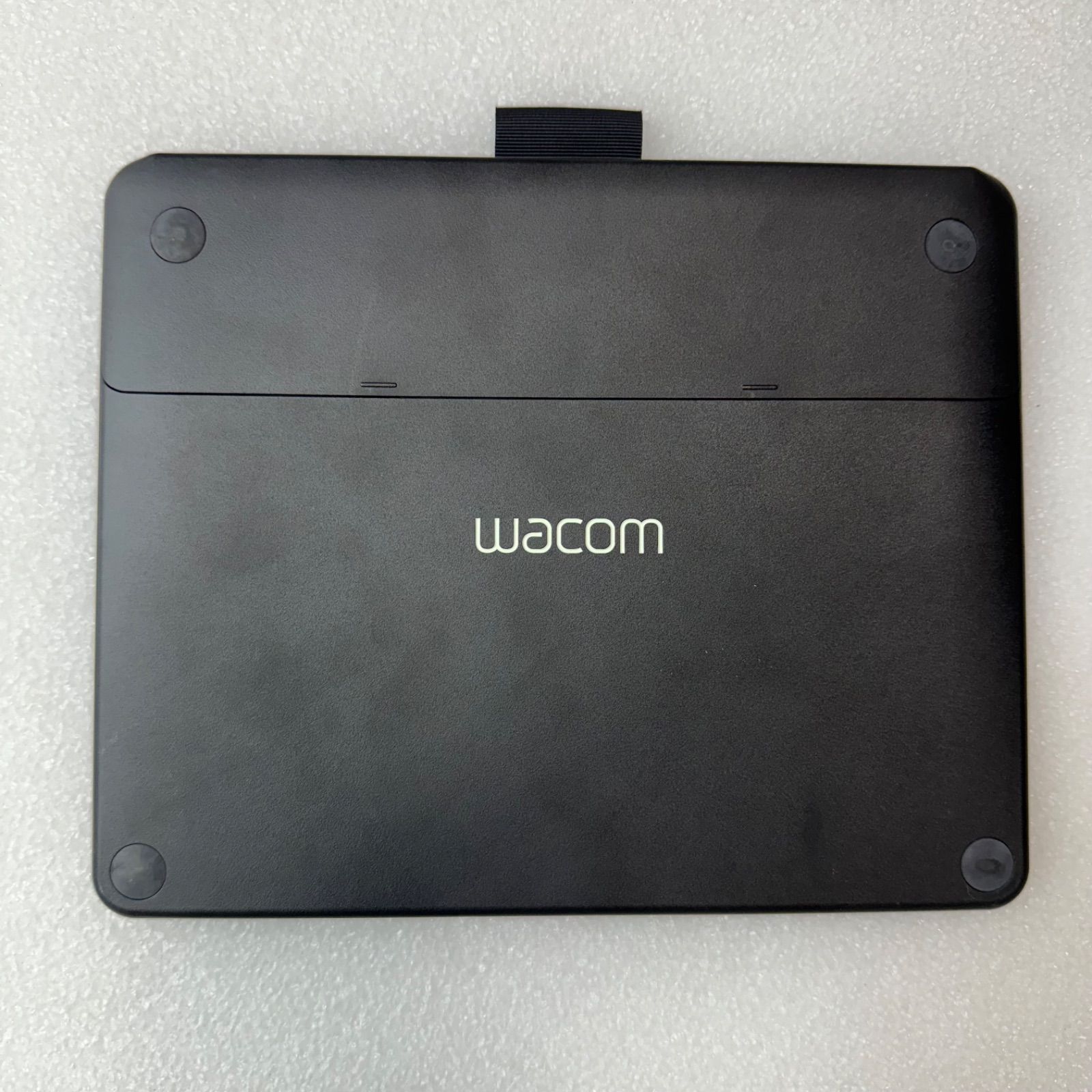 【933731】WACOM Intuos Comic small CTH-490/K1 ペンタブレット