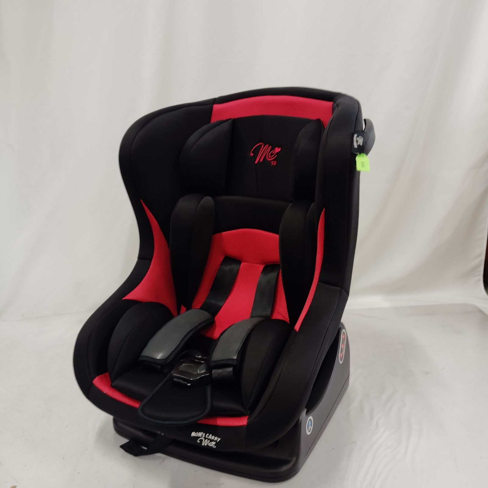 クルムーヴ エッグショック コンビ ISOFIX チャイルドシート R129 赤 