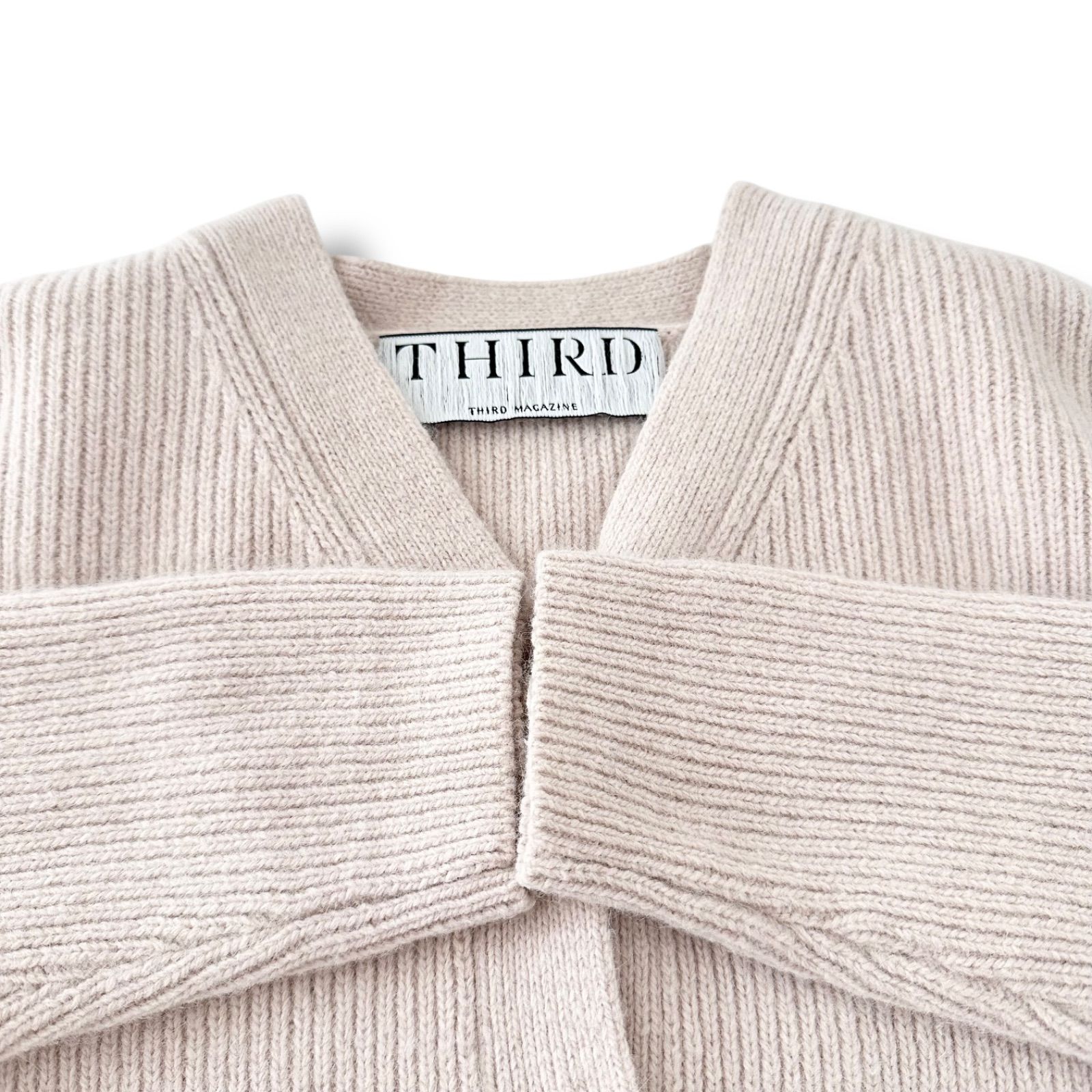 美品 サードマガジン リブ編み ショート カーディガン 9号 ピンク 美品 サードマガジン リブ編み ショート カーディガン 9号 ピンク