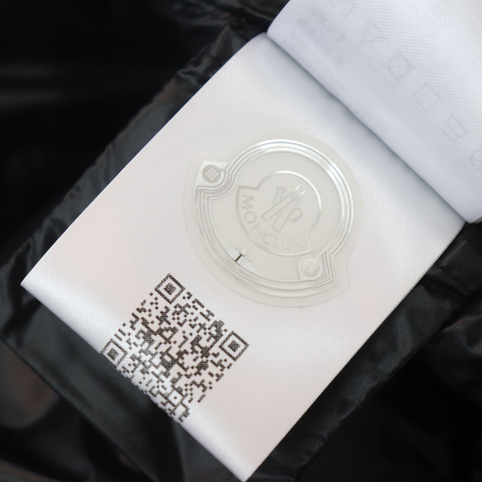 IT92IDUSWKHC 新品 モンクレール Arou ジレ ダウンベスト 00 - メルカリ 