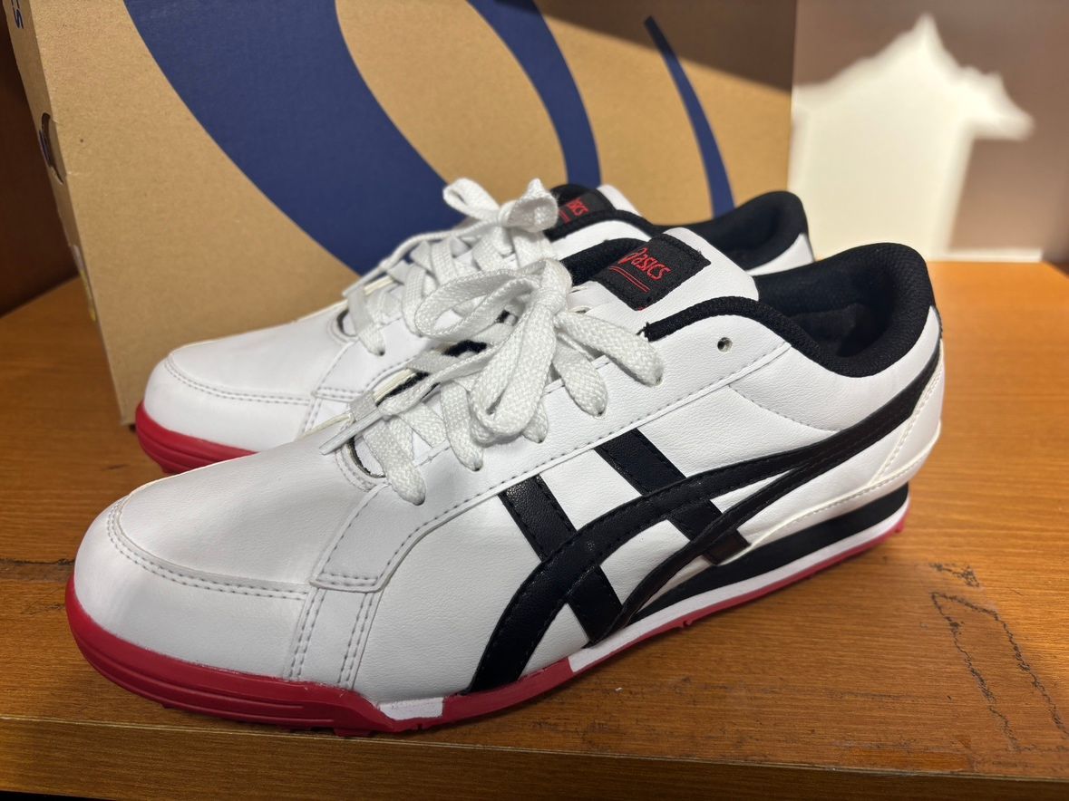 【展示処分品】ミズノ GEL-PRESHOT CLASSIC3 ホワイト×ブラック　25cm（新橋店)