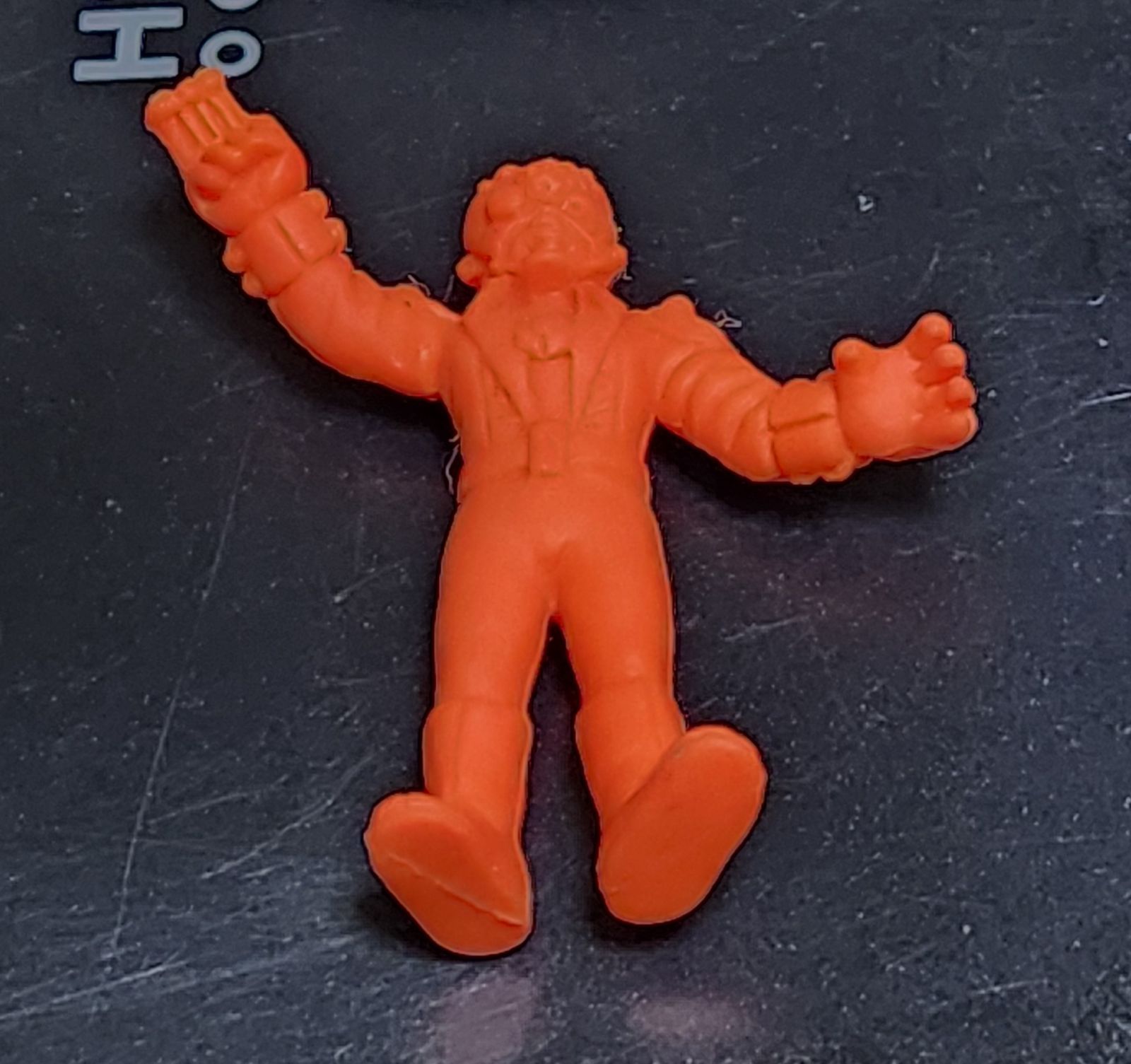 ハンターキラーの消しゴム オレンジ色 宇宙刑事ギャバン - メルカリ