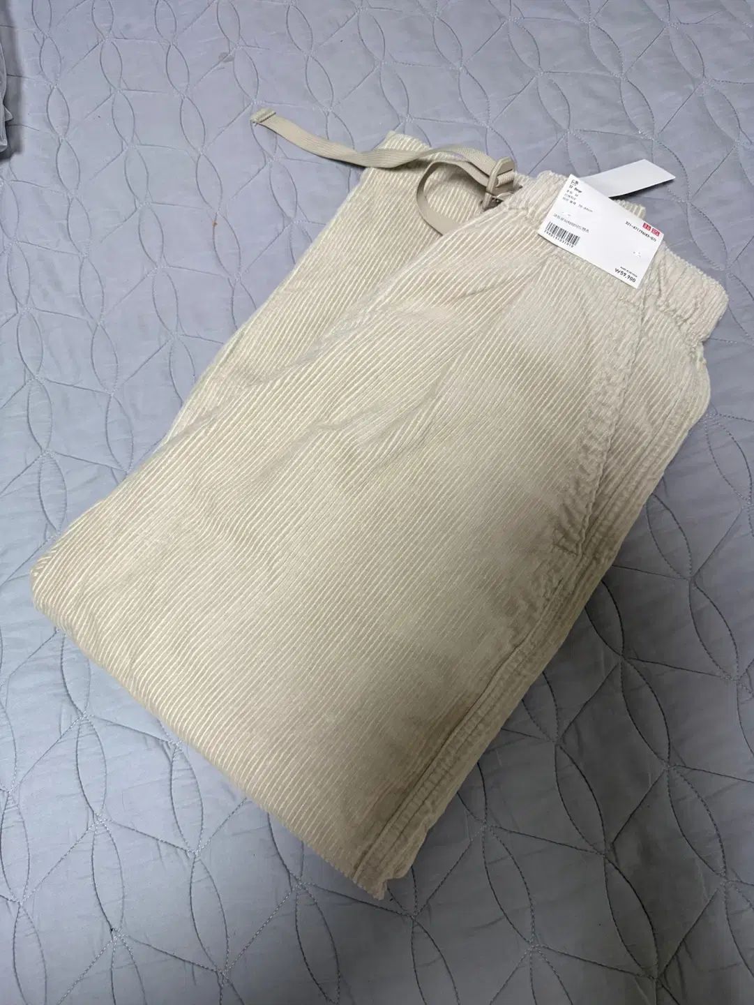 UNIQLO ユニクロ コーデュロイ ワイド タック パンツ ベージュ M サイズ