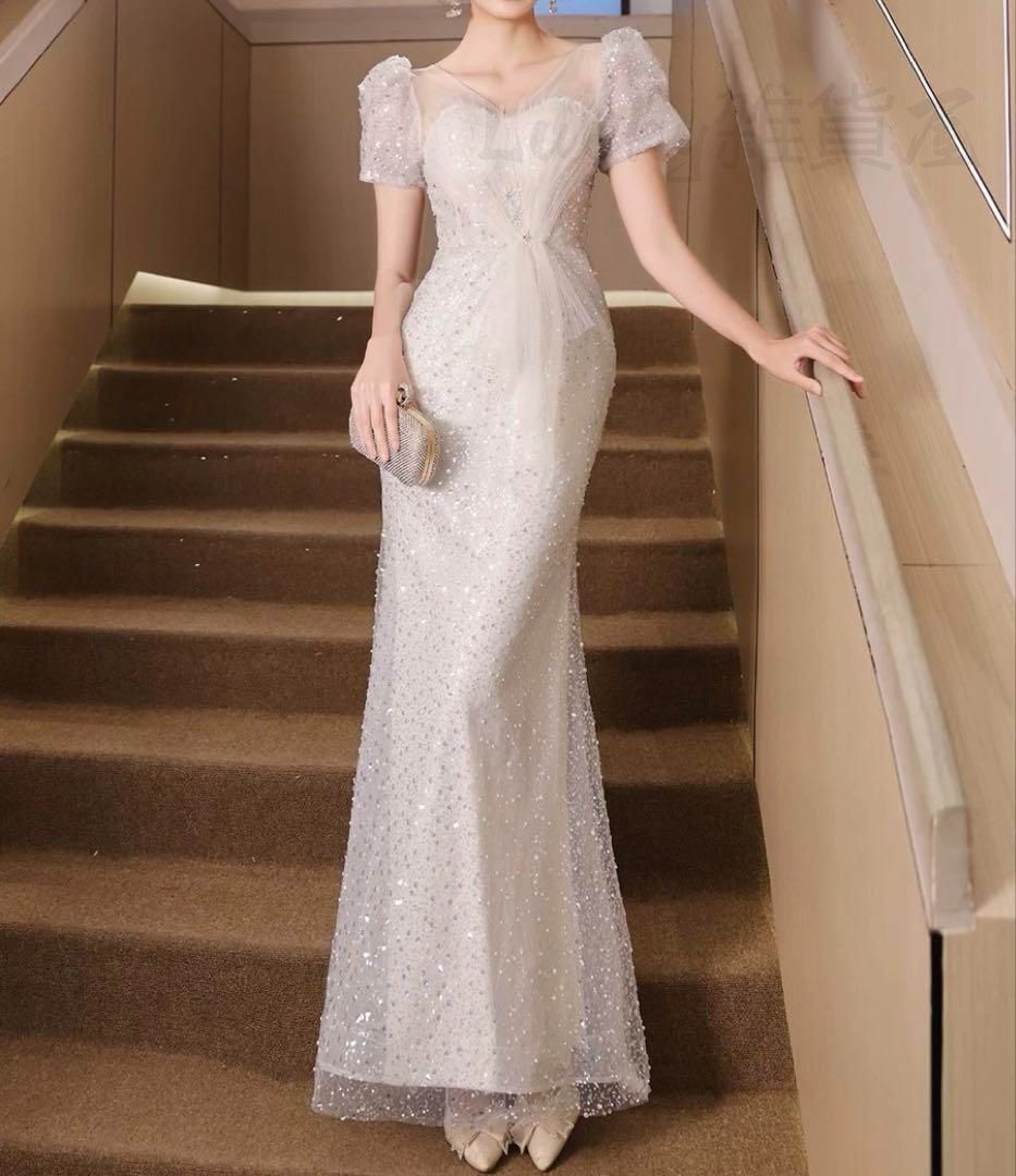 スパンコールがゴージャスでオシャレな半袖 イブニングドレス