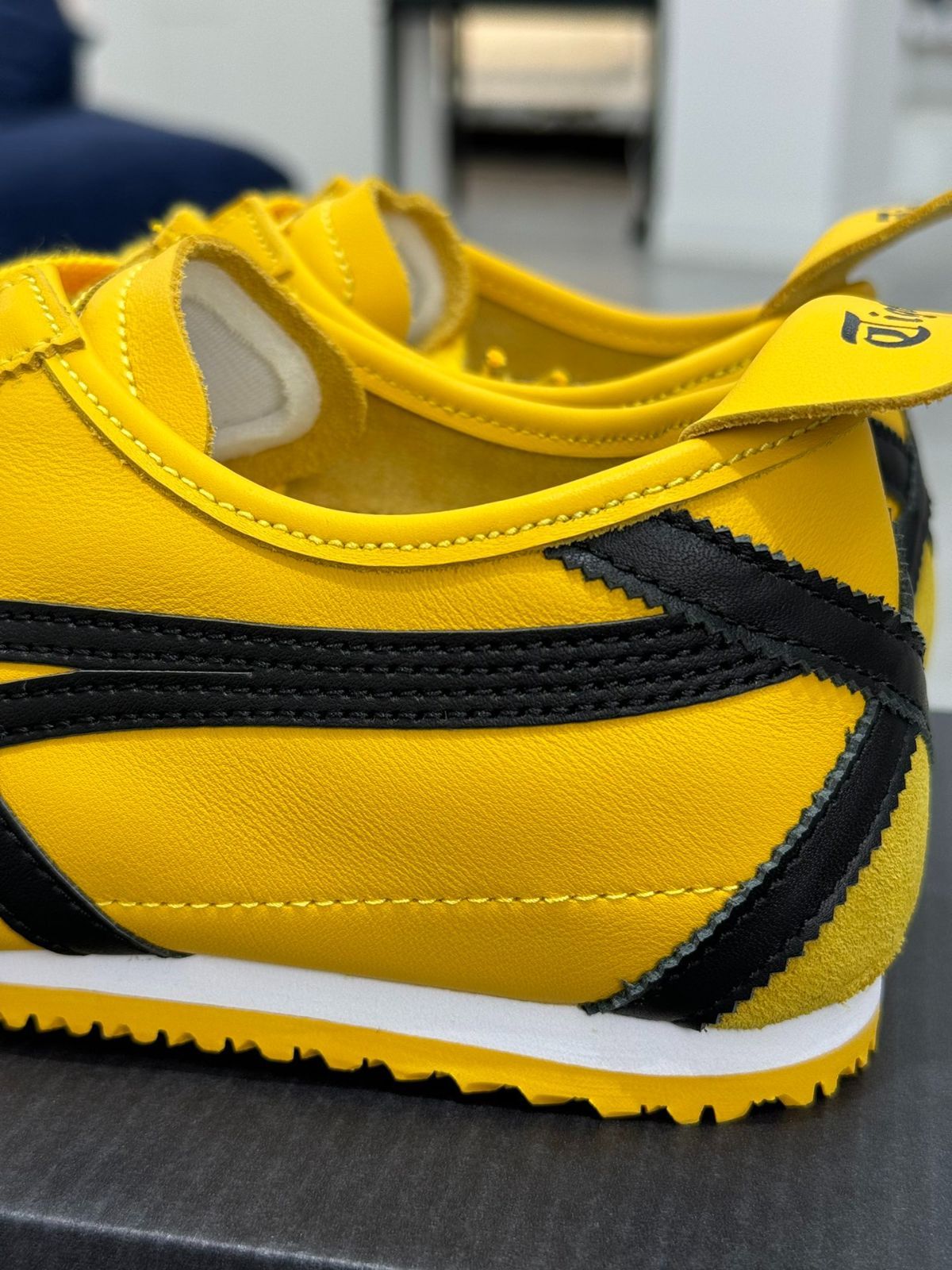 新品Onitsuka Tigerオニツカタイガー MEXICO 66 スポーツ