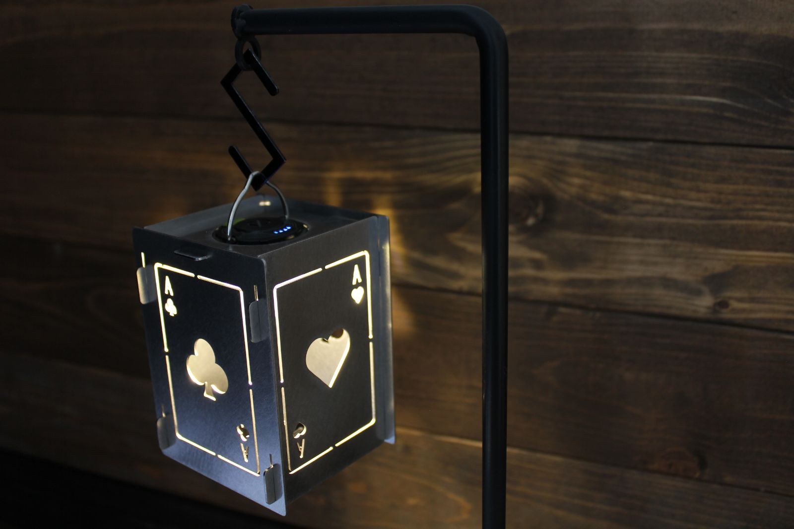 トランプシェード