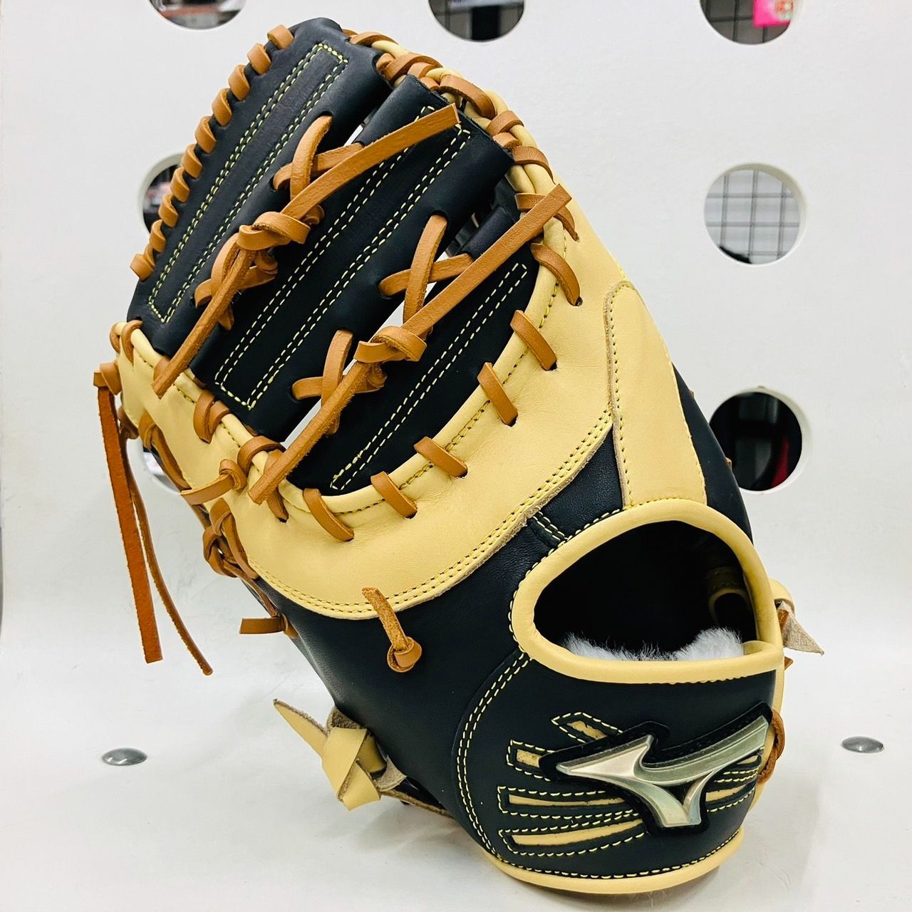 ミズノグローバルエリート ファーストミット 軟式用 （野球