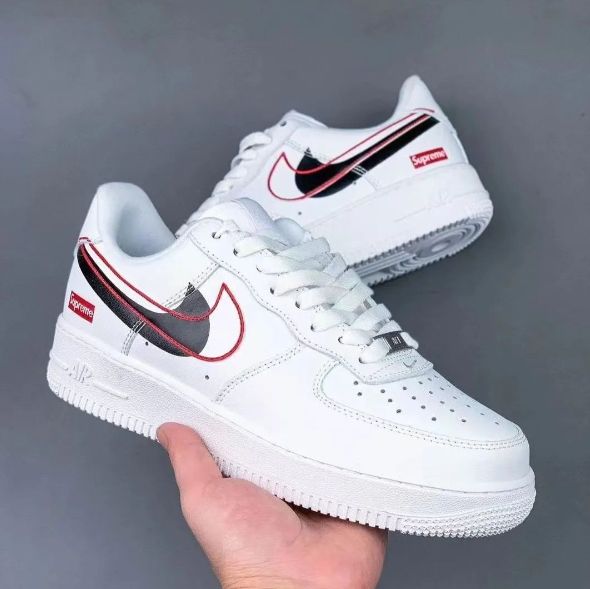 値下げします ナイキ NIKE シュプリーム ×NIKE FORCE 1 スニーカー ホワイト