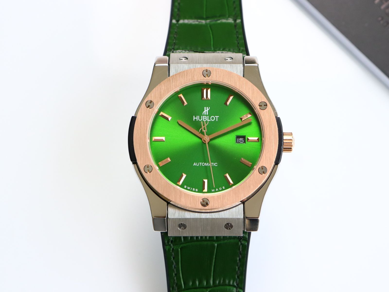 【新品未使用】ＨＵＢＬＯＴ　クラシックフュージョン　アリゲーターストラップ ウブロ ビッグバン & フュージョン用手作りネイビー ブルー