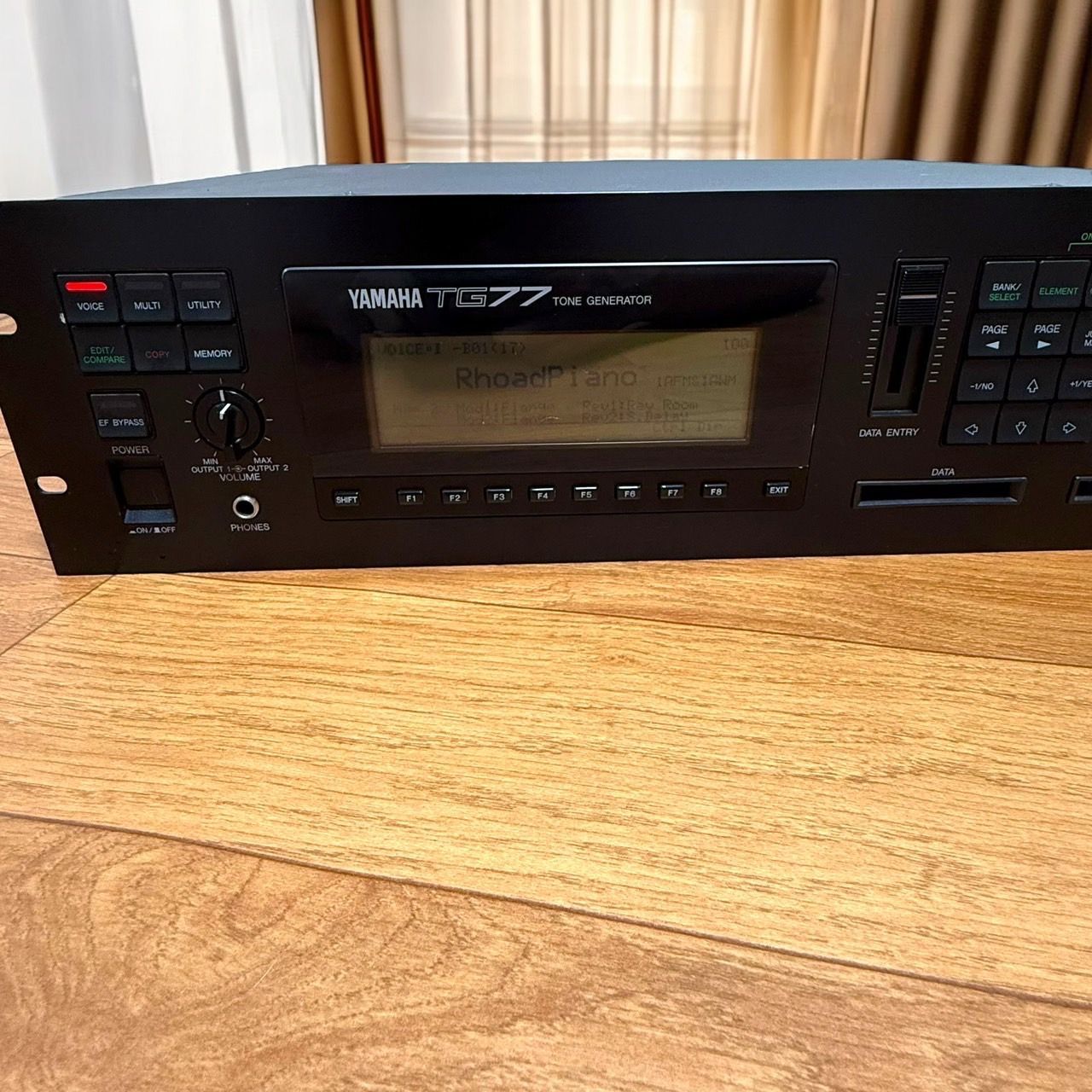 ☆美品 ヤマハ TG77 音源モジュール シンセサイザー トーンジェネレーター Yamaha TG77 Tone Generator Sound Source Module Synthesizer