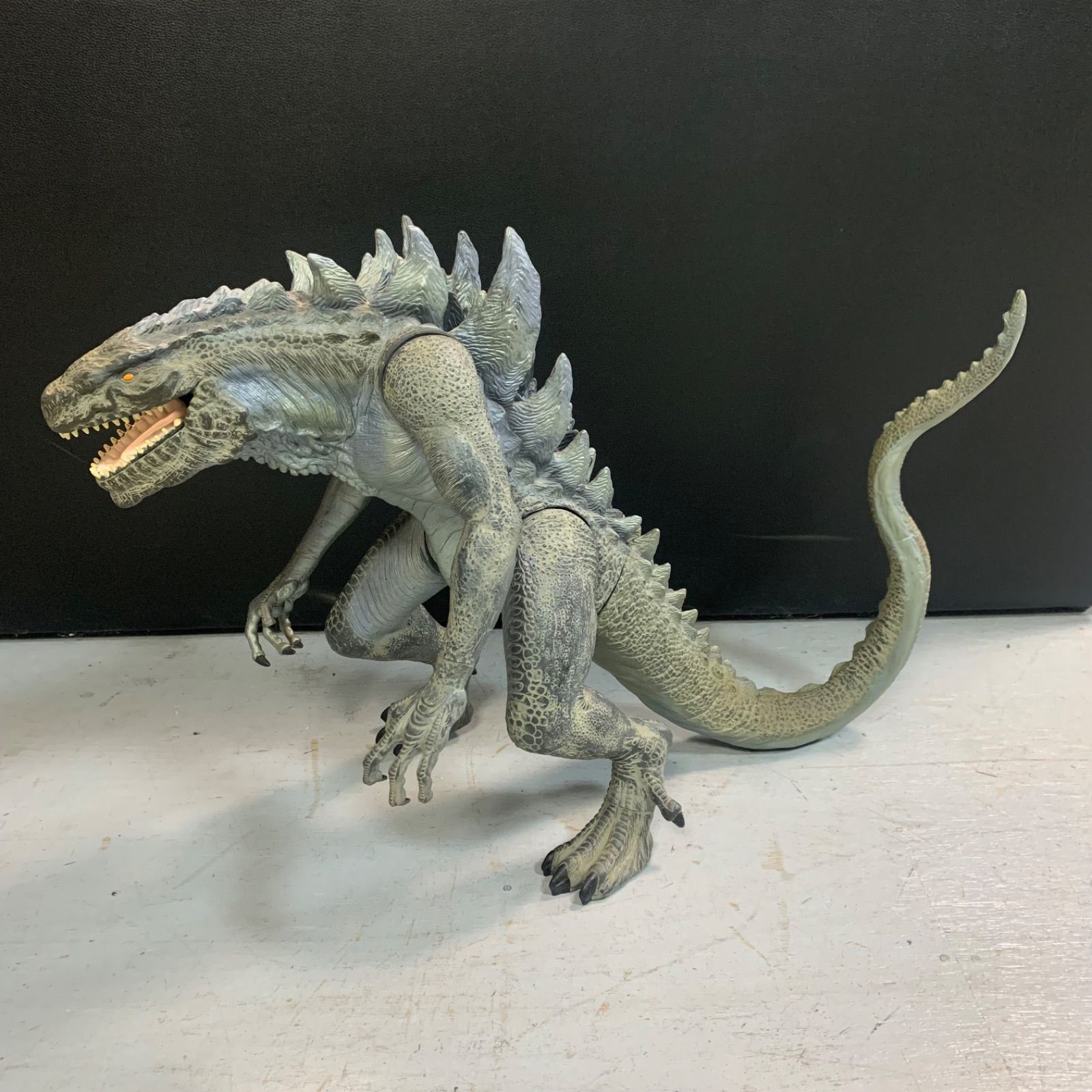 バンダイ 1998年 ハリウッド版 ゴジラ GODZILLA フィギュア 高さ47cm