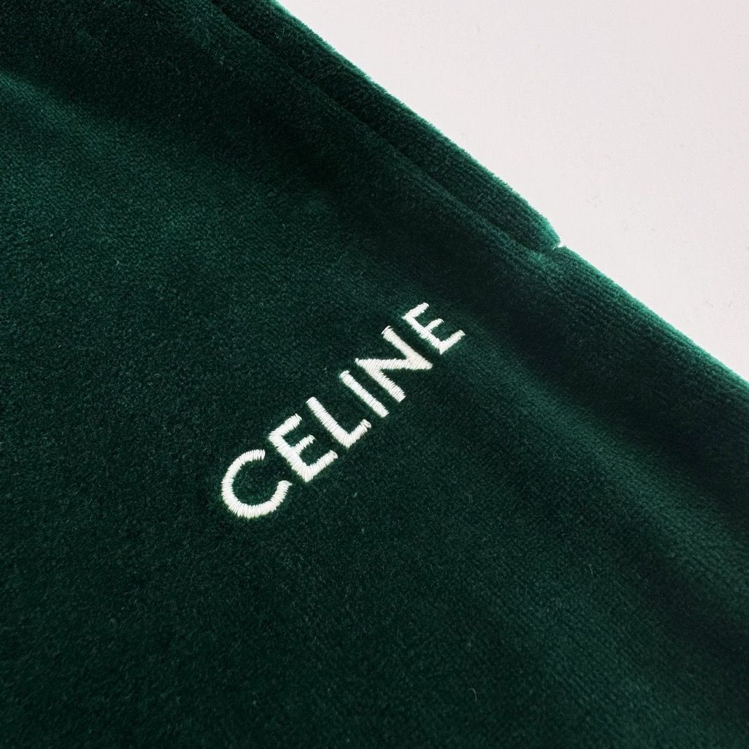 信頼】 ストレートジョガーパンツ CELINE ベルベット YZERR着用