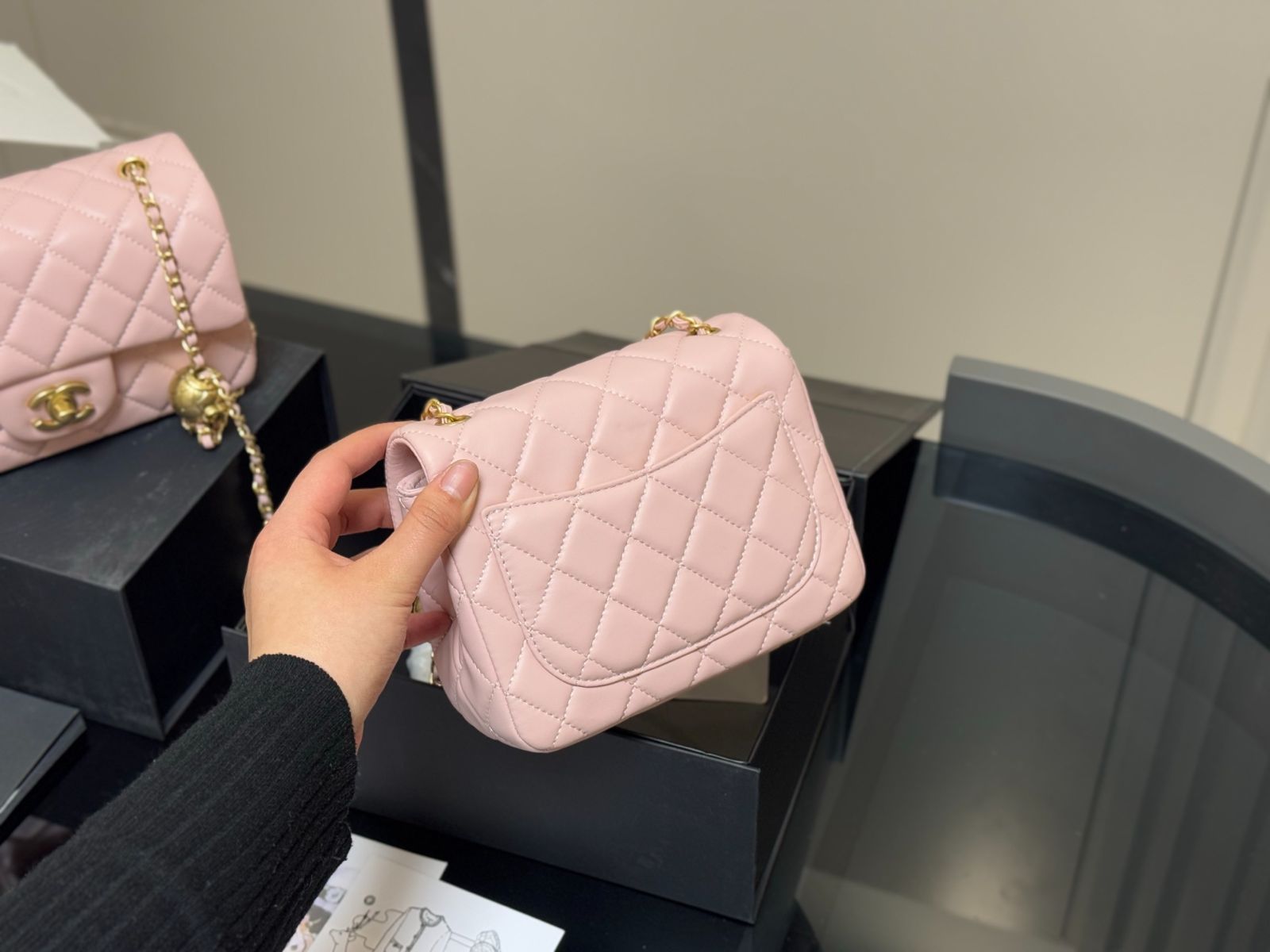 【スクエア型が魅力♡】CHANEL ミニバッグ CHANEL メタルボール スクエアミニバッグ ? 2サイズ展開 [本日