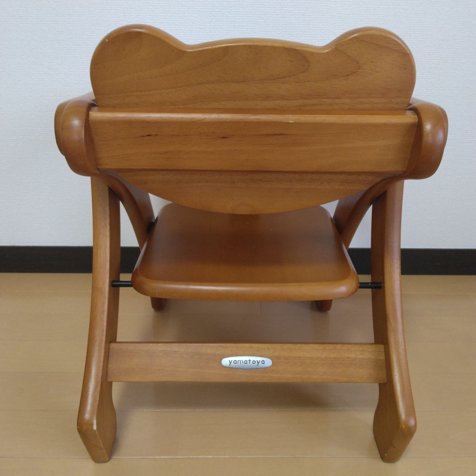 大和屋 aruku / アルク 木製ローチェア ベビーチェア　豆椅子　折りたたみ 大和屋 aruku ⁄ アルク 木製ローチェア ベビーチェア 豆椅子 ベビー