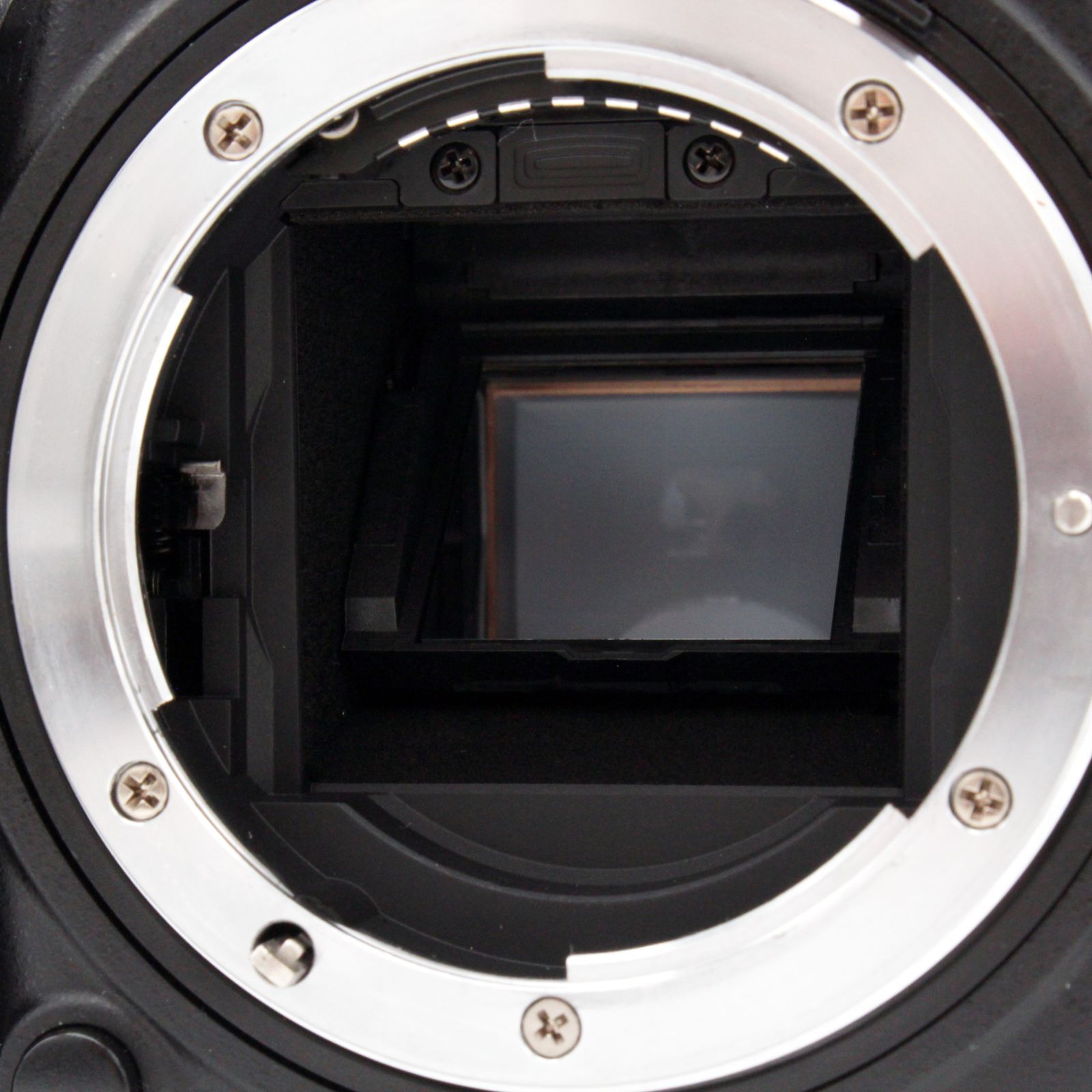 シャッター数11645枚【新品級】Nikon D7200 ボディ#6427 - メルカリ 