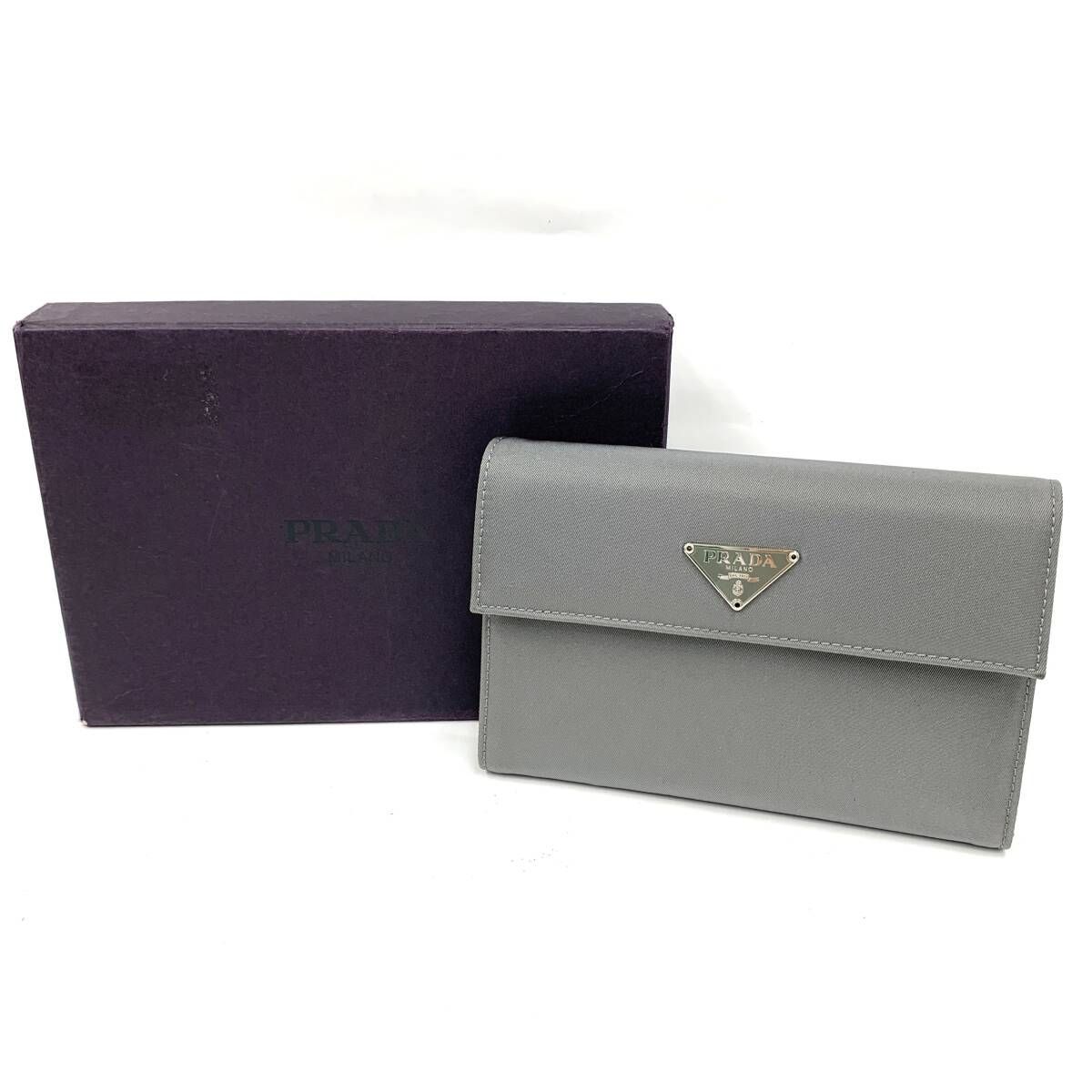 D0916 PRADA プラダ トライアングルロゴ 三つ折り財布 ミドルウォレット テスート ナイロン グレー M510