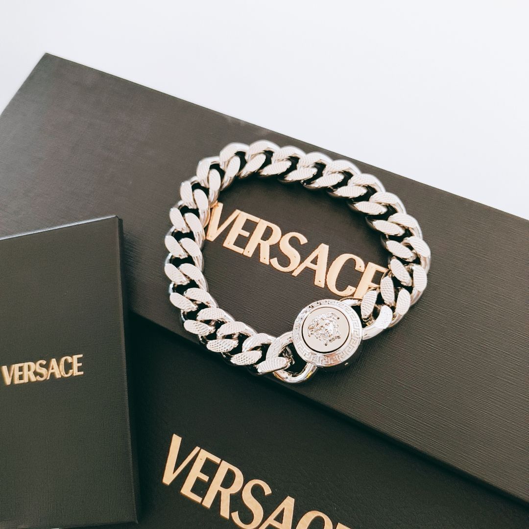 新品未使用】VERSACE メドゥーサ チェーン ブレスレット 新品未使用】VERSACE メドゥーサ チェーン ブレスレット